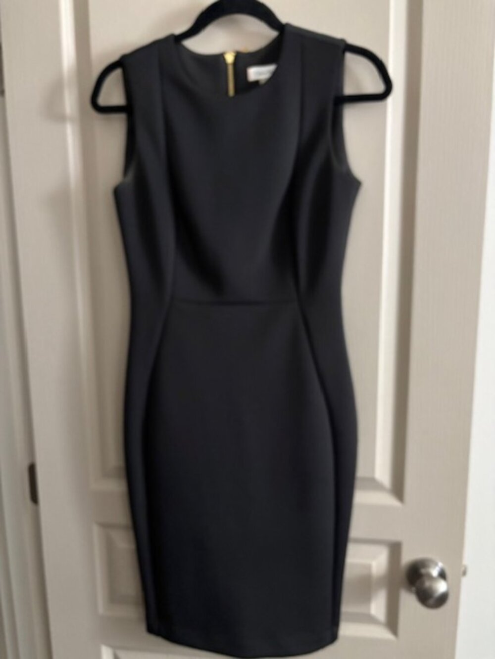Calvin Klein Women's Size LBD Sleeveless Gold Back Zipper Poly/Spandex Stretch